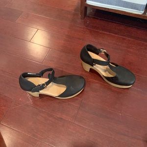 Mary Jane style heeled clogs. Super comfy